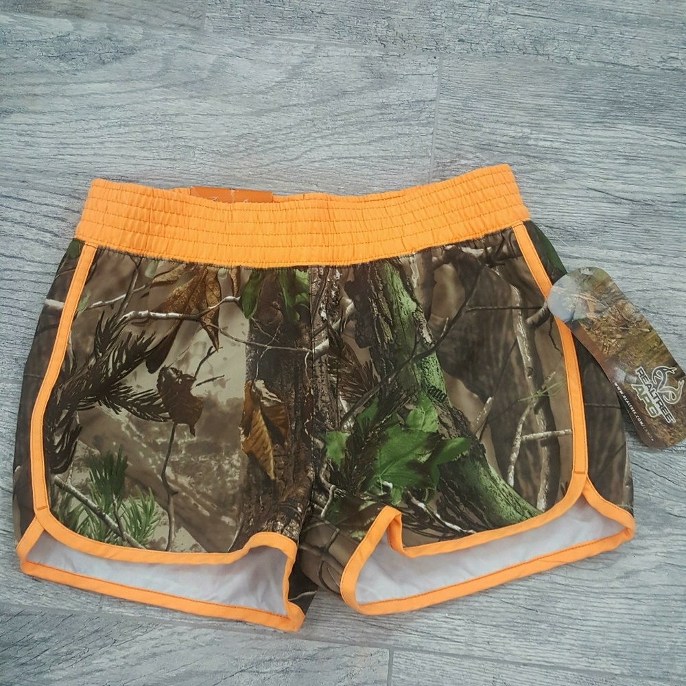 O'RAGEOUS GIRLS REAL TREE BOARD SHORT size XL(16)